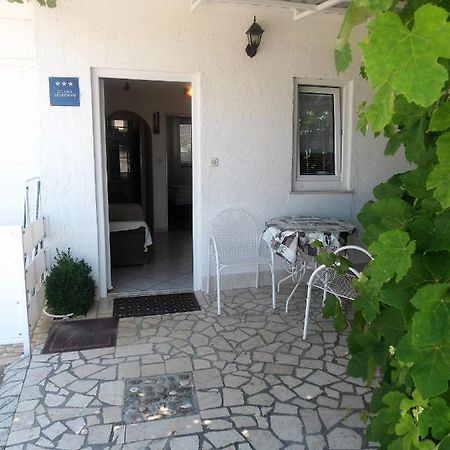 Guest House Pamela Senj  Esterno foto