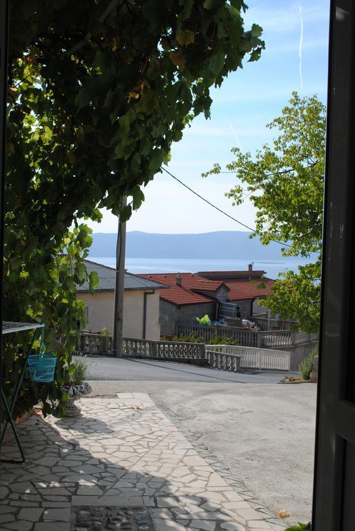 Guest House Pamela Senj  Esterno foto